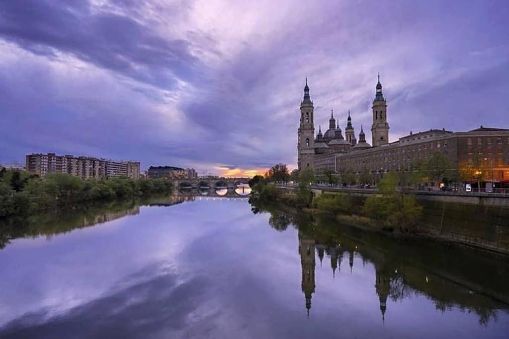 Loft Mon Apartment Zaragoza Luaran gambar