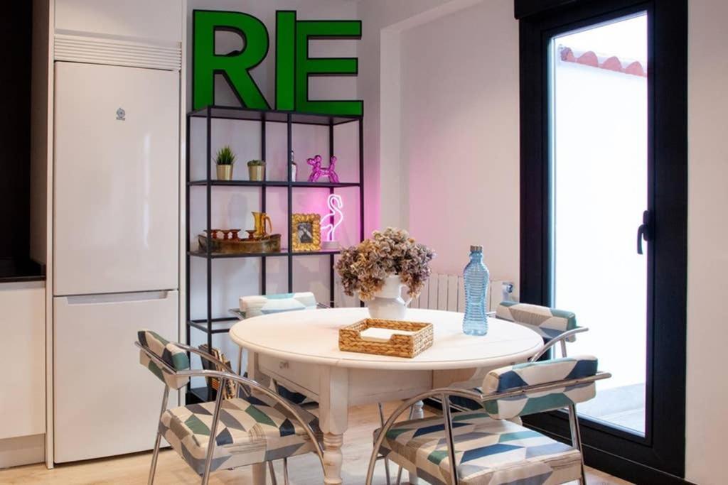Loft Mon Apartment Zaragoza Luaran gambar